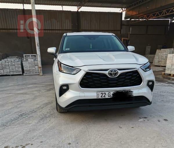 Toyota for sale in Iraq